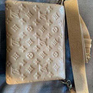 Louis Vuitton Coussin PM